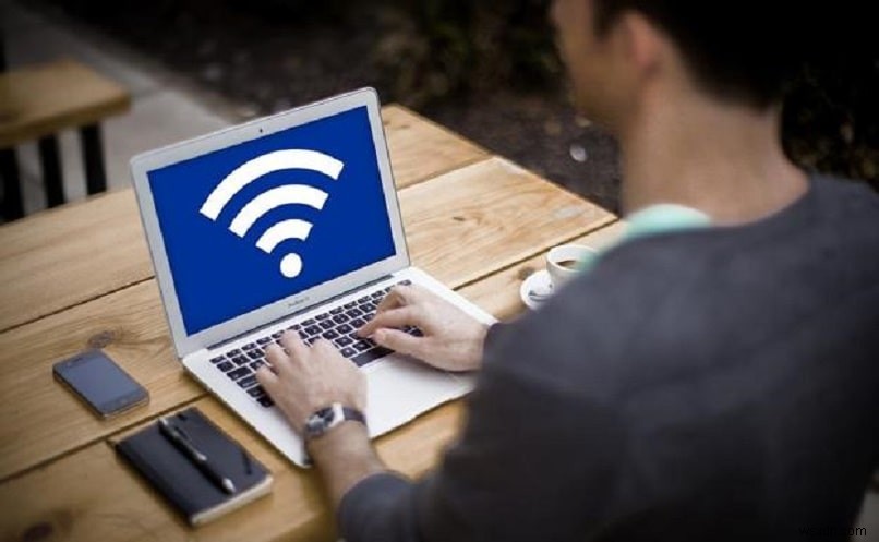 내 WiFi 네트워크에서 사람의 연결을 끊는 방법은 무엇입니까? – 장치 관리