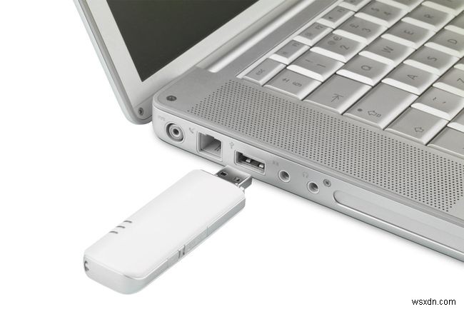 USB 모뎀을 무선 라우터에 연결하는 방법 – 단계별 완벽 가이드