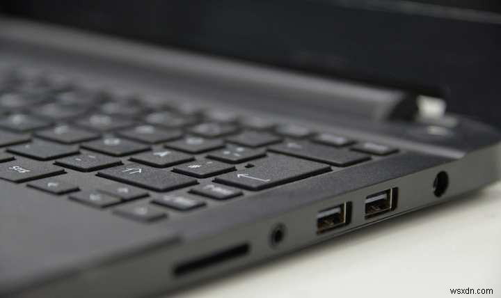 Windows에서 USB 드라이브 빠른 제거 활성화하는 방법