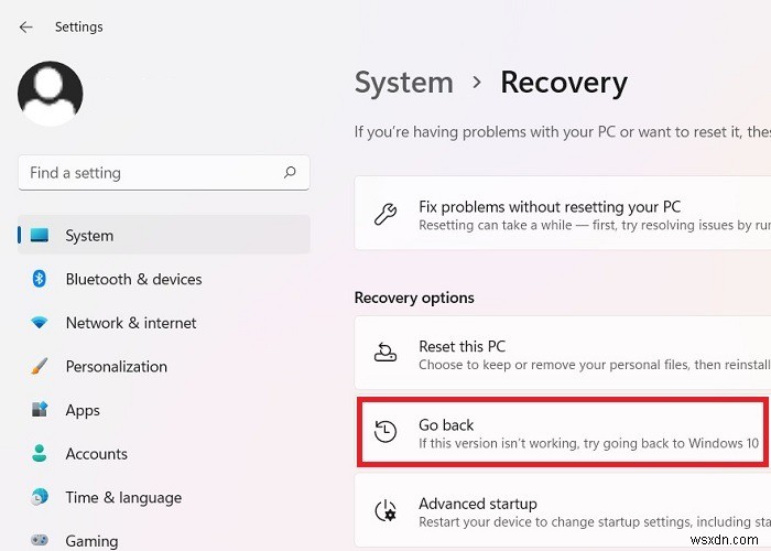 Windows 11에서 Windows 10으로 다운그레이드하는 방법 (완벽 가이드)