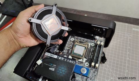 CPU 써멀 페이스트 재도포 완벽 가이드: 과열 문제를 해결하는 올바른 방법