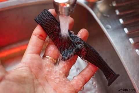 애플 워치 안전하게 청소하는 방법: 4단계 완벽 가이드