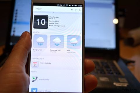 우분투 폰(Ubuntu Phone)으로 갈아타야 할 5가지 이유