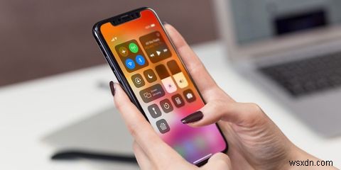 iPhone 100% 활용법: 꼭 알아야 할 70가지 이상의 팁과 요령