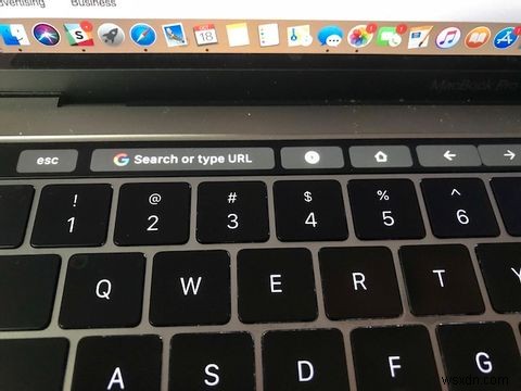 구글 크롬, 맥북 터치 바(Touch Bar) 완벽 지원: 활용법과 커스터마이징 가이드