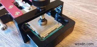 CPU 델리딩(Delidding) 완벽 가이드: IHS를 분리하는 방법과 그 가치