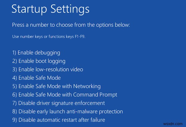 Windows 11/10에서 시스템 복원이 멈추거나 중단될 때 해결 방법