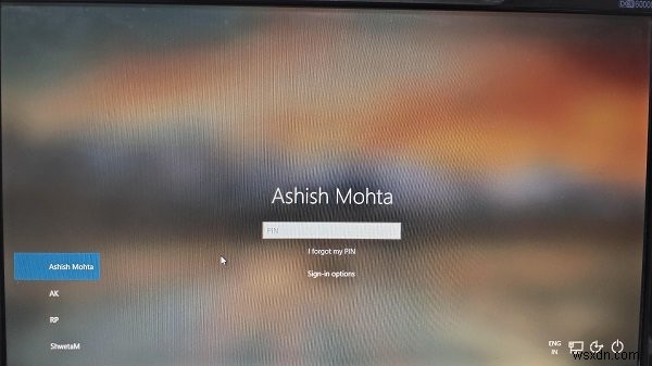 Windows 11/10에서 기본 로그인 사용자 계정 사진 제거하는 방법