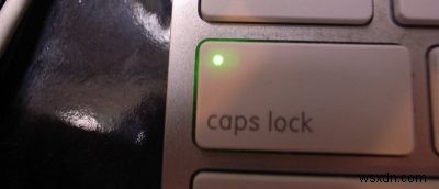 맥(Mac)에서 Caps Lock 키 비활성화하는 방법 [빠른 팁]