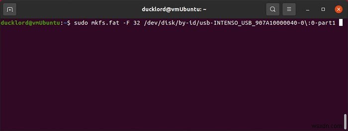 Linux에서 손상된 USB 드라이브 복구하는 방법 (백업부터 포맷까지)