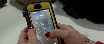 애플은 FBI의 아이폰 잠금 해제 요구를 거부하는 것이 옳았을까?