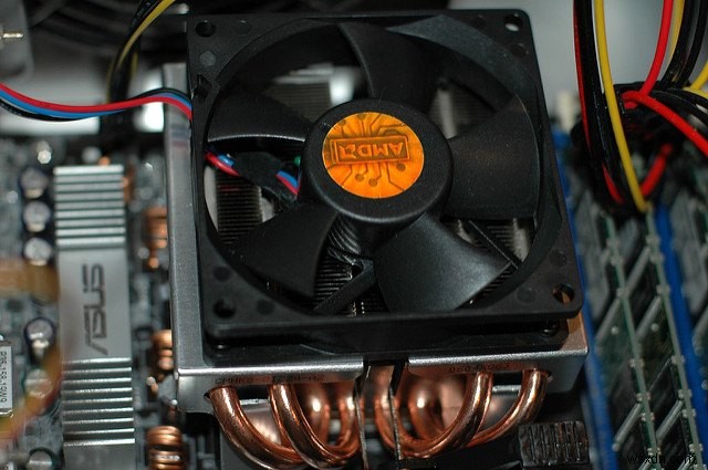 CPU 과열 해결 가이드: 온도 확인부터 냉각 솔루션까지