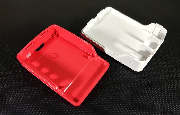 공식 라즈베리 파이 4 케이스에 팬을 장착하는 DIY 방법