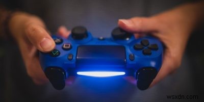 손이 작은 게이머를 위한 최고의 PS4 컨트롤러 대안 4가지