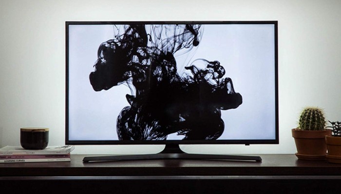 몰랐지만 사실 꼭 필요했던 가성비 좋은 TV 액세서리 6가지