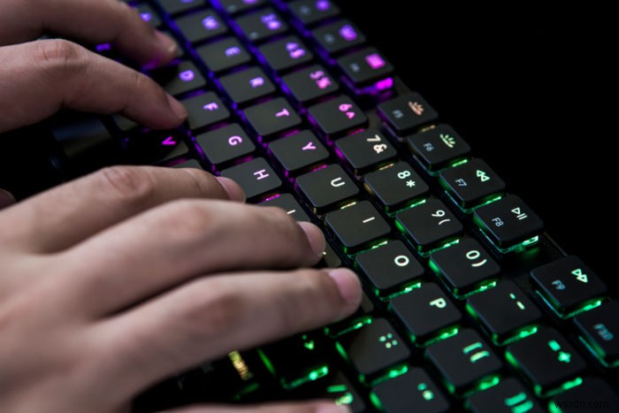 Keychron 무선 기계식 키보드 리뷰: 슬림하고 휴대성 좋은 기계식 키보드