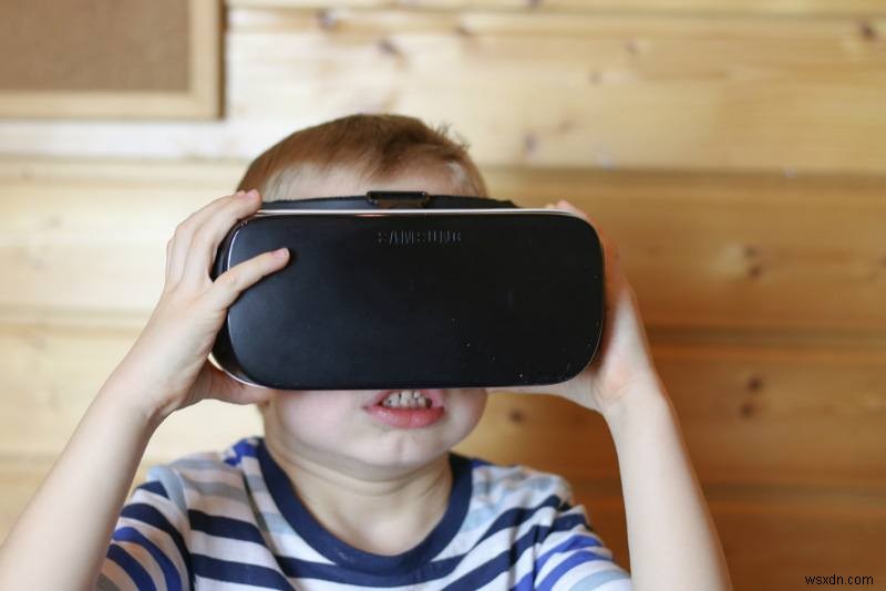 VR 헤드셋으로 경험하는 놀라운 10가지 일