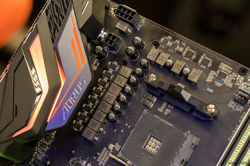 X470 AORUS 마더보드, 후드 아래 숨겨진 비밀은 무엇일까?
