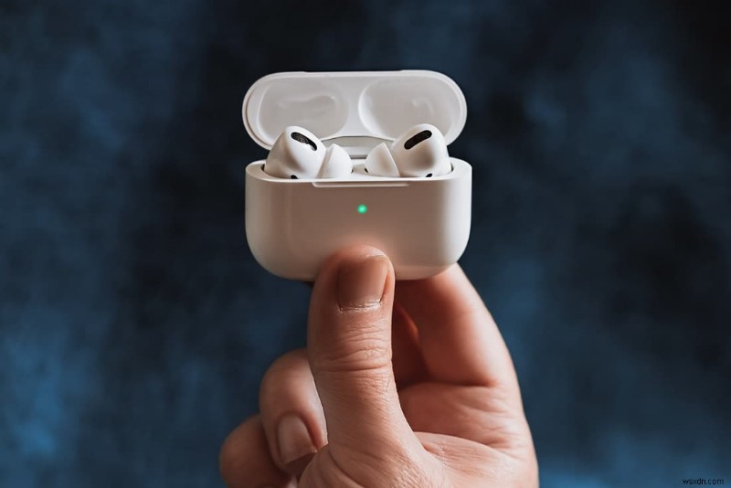 에어팟(AirPods) 충전이 안 될 때? 원인별 해결 방법 7가지
