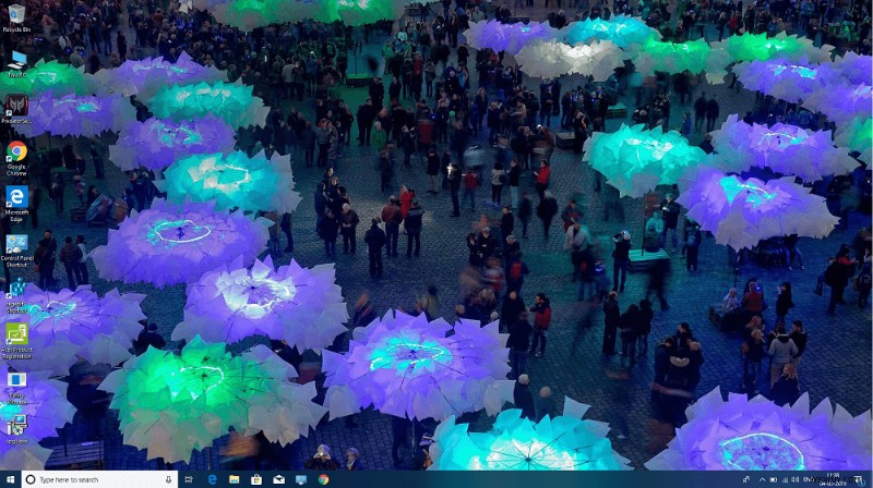 Windows 10에서 매일 바뀌는 빙(Bing) 이미지를 배경화면으로 자동 설정하는 방법