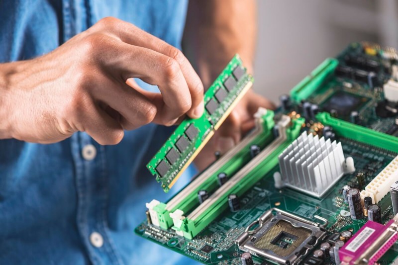 Windows 10에서 RAM 유형(DDR3 vs DDR4) 확인하는 4가지 방법