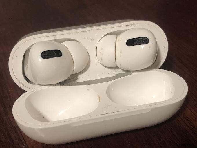 에어팟(AirPods) 소리 작을 때 볼륨 키우는 7가지 방법