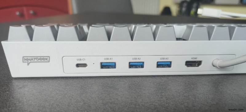 WhatGeek x 3inuS Kebohub EE01 기계식 키보드 리뷰 – 디자인, 기능, 성능 완벽 분석