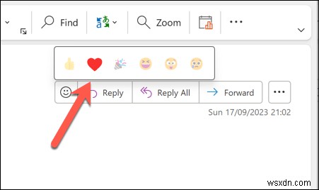 아웃룩(Outlook) 반응 기능 완벽 가이드: 이모티콘으로 감정 표현하기