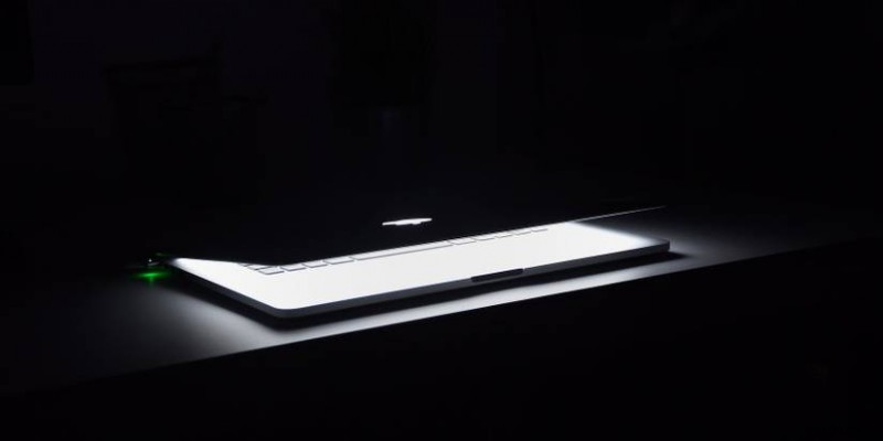 MacBook 검은 화면·빈 화면 문제, 집에서 해결하는 7가지 확실한 방법