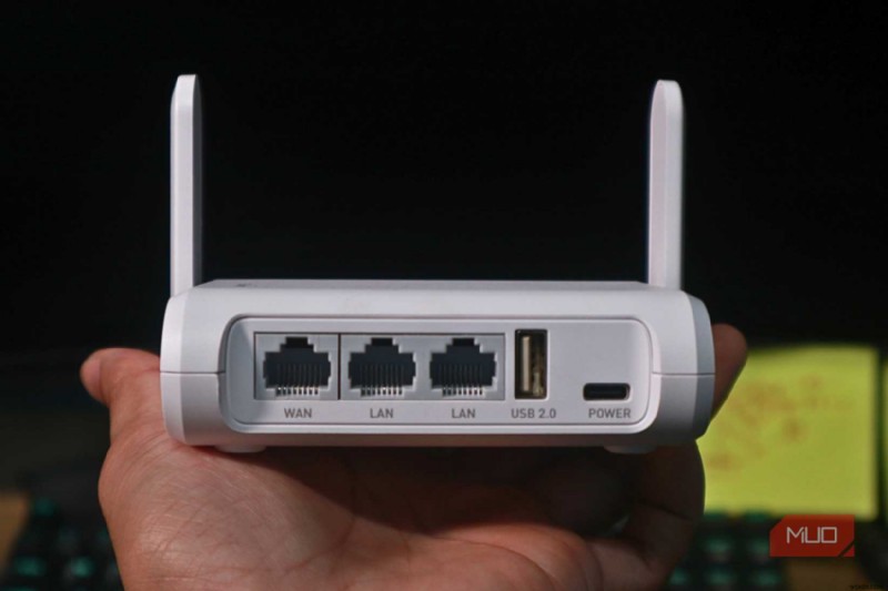 원격 근무의 완성: 커피숍에서도 생산성을 책임져 줄 필수 USB-C 액세서리