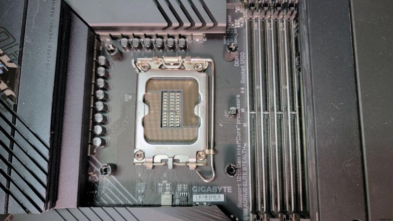 안전하고 간단한 CPU 장착 방법: 초보자부터 베테랑까지 완벽 가이드