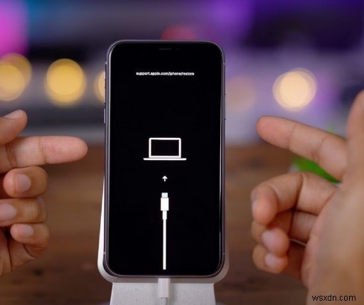 아이폰 16 iOS 18 오류 해결법: 애플 로고 멈춤 현상을 고치는 빠른 단계