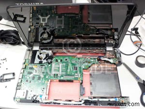 HP Pavilion DV6-3000 수리 가이드: 과열과 덮개 닫힘 문제를 한 번에 해결하는 하단 케이스 교체
