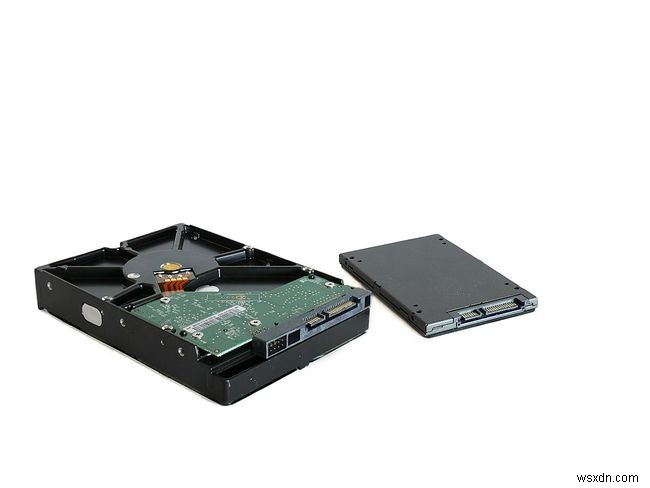 솔리드 스테이트 드라이브(SSD)란 무엇입니까?