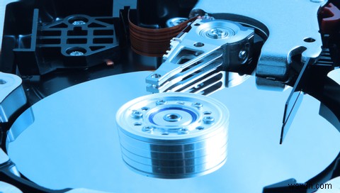 데이터를 복구하기 위해 죽은 하드 디스크 드라이브를 복구하는 방법 