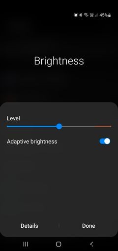 Android에서 자동 밝기가 작동하지 않습니까? 해결 방법은 다음과 같습니다. 