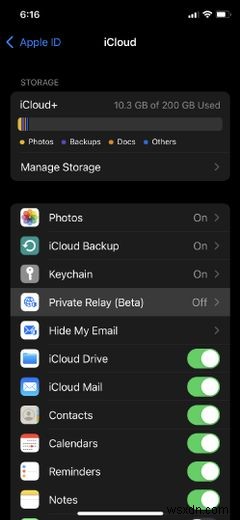 iOS 15에는 iCloud 구독자(일종의)를 위한 숨겨진 VPN이 포함되어 있습니다. 