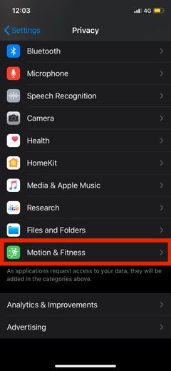 iOS 14에서 배터리 소모가 발생합니까? 8 수정 