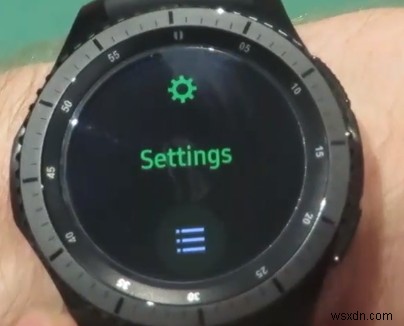 Samsung Gear 스마트 워치에서 배터리 소모를 방지하는 방법 