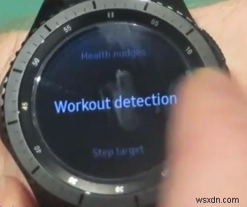 Samsung Gear 스마트 워치에서 배터리 소모를 방지하는 방법 