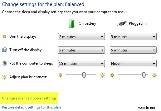 Windows 10에서 자동 또는 적응형 밝기를 활성화 또는 켜고 사용하는 방법 
