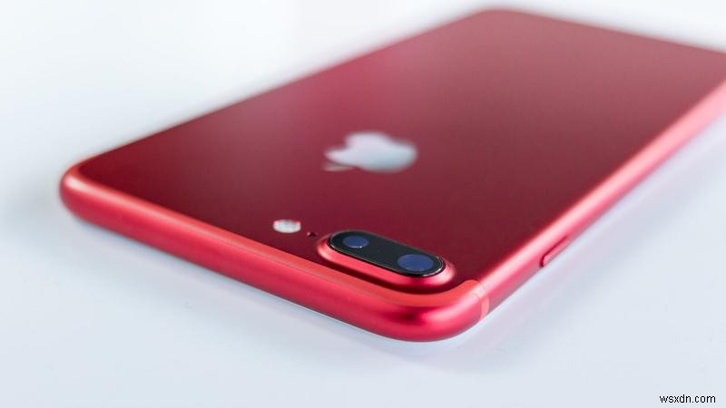 빨간색 iPhone 7에서 검은색 화면 전면을 얻는 방법 