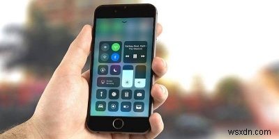 iPhone에서 iOS 11 제어 센터를 사용자화하는 방법 