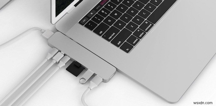 MacBook Pro를 위한 11가지 최고의 도킹 스테이션 