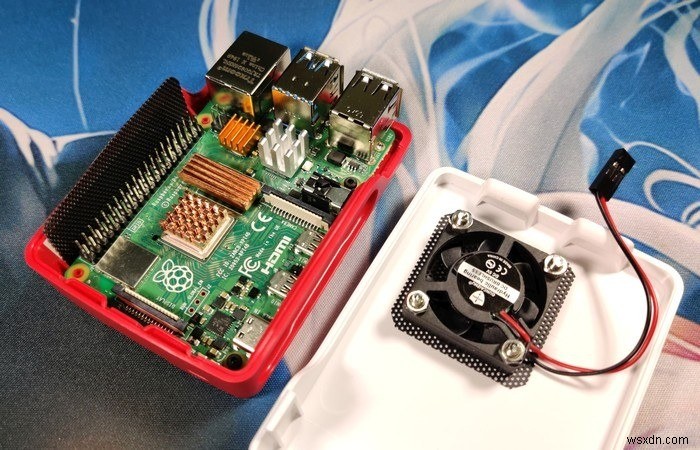 팬이 있는 Raspberry Pi 4 케이스를 만드는 방법 