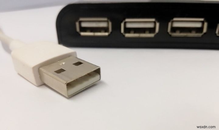 USB C vs. USB 3 vs. Thunderbolt:알아야 할 모든 것 