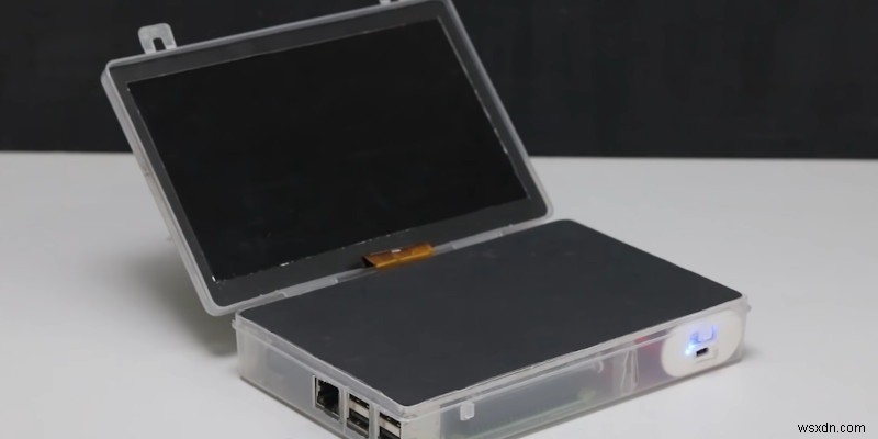 라즈베리 파이를 사용하여 미니 DIY 노트북 만들기 