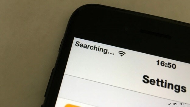FIX:iPhone 4에서  검색 중/서비스 없음 이 표시됨 