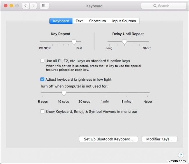 Mac에서 자동 밝기를 끄는 방법 