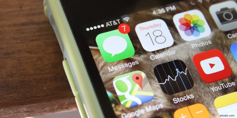iOS 8의 메시지 앱에서 수다스러운 대화를 침묵시키는 방법 